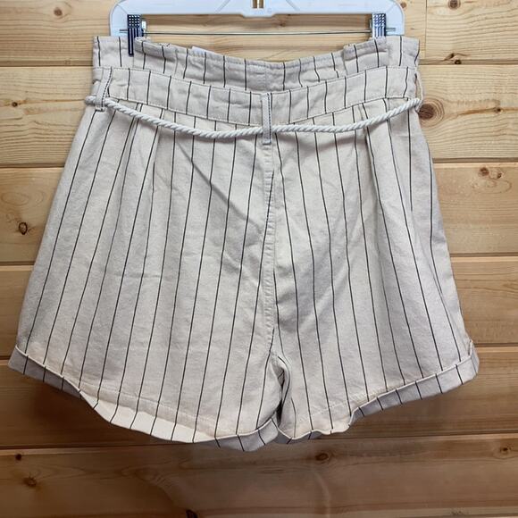 Topshop Striped Paperbag High Rise Shorts 12 NWT - Picture 6 of 8